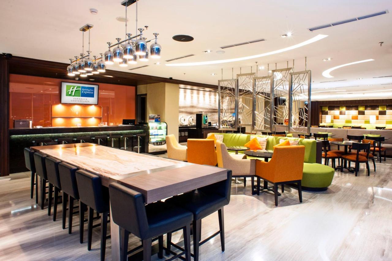 Holiday Inn Express Surabaya Centerpoint By Ihg Esterno foto