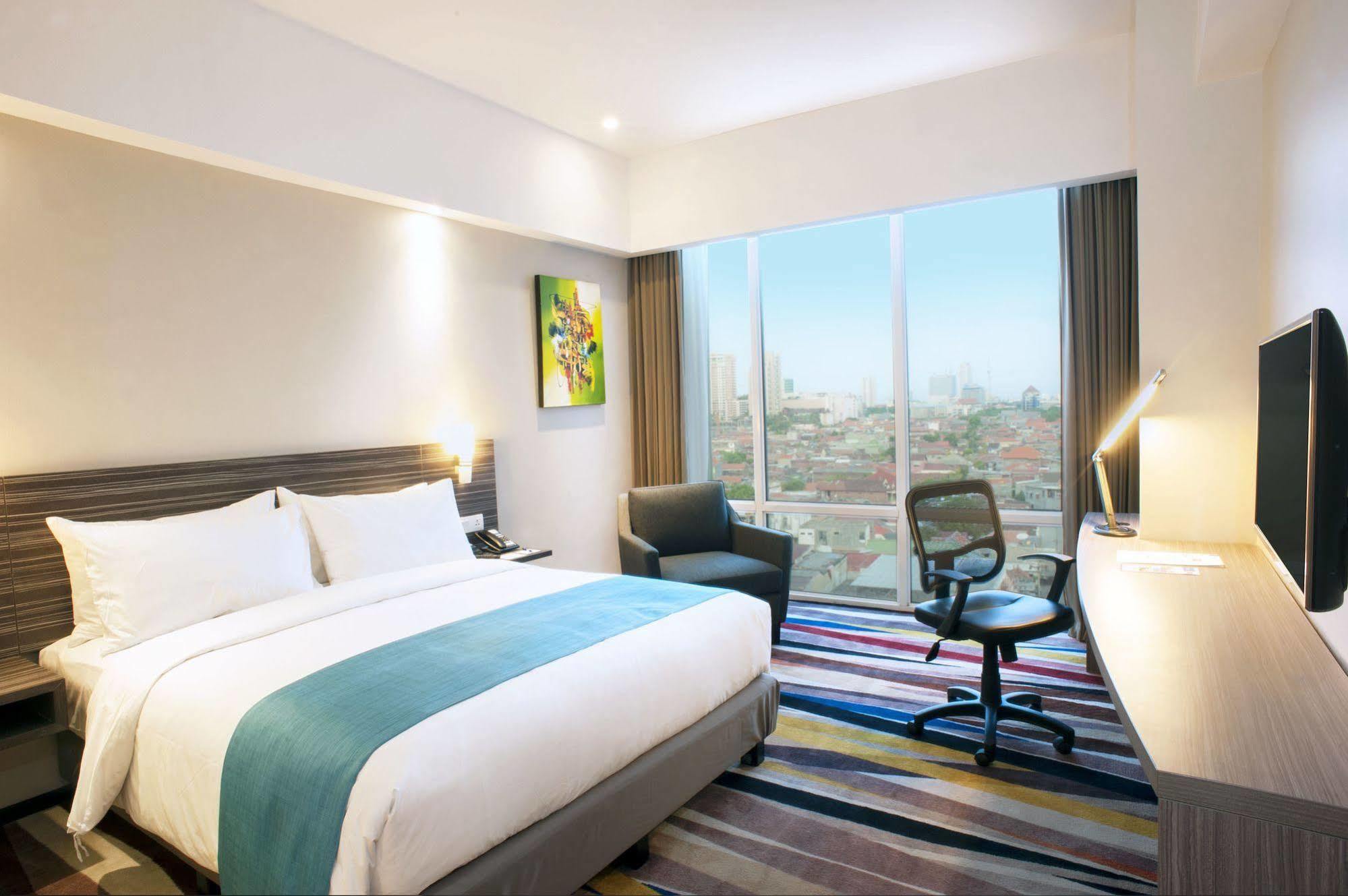 Holiday Inn Express Surabaya Centerpoint By Ihg Esterno foto