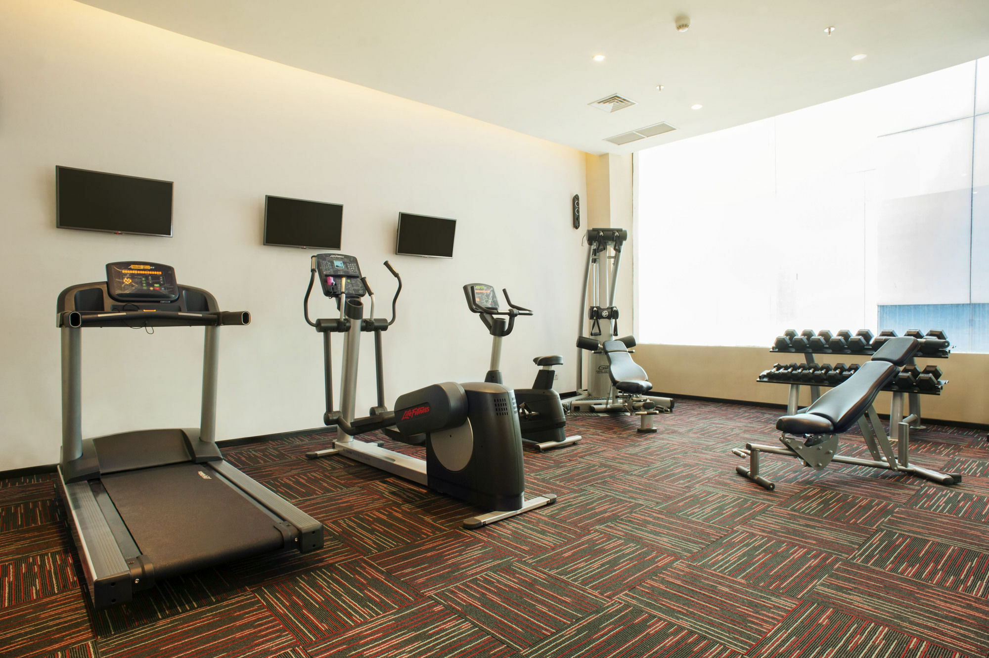 Holiday Inn Express Surabaya Centerpoint By Ihg Esterno foto