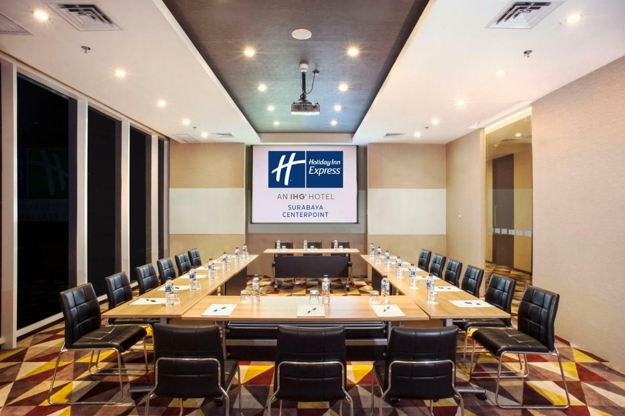 Holiday Inn Express Surabaya Centerpoint By Ihg Esterno foto